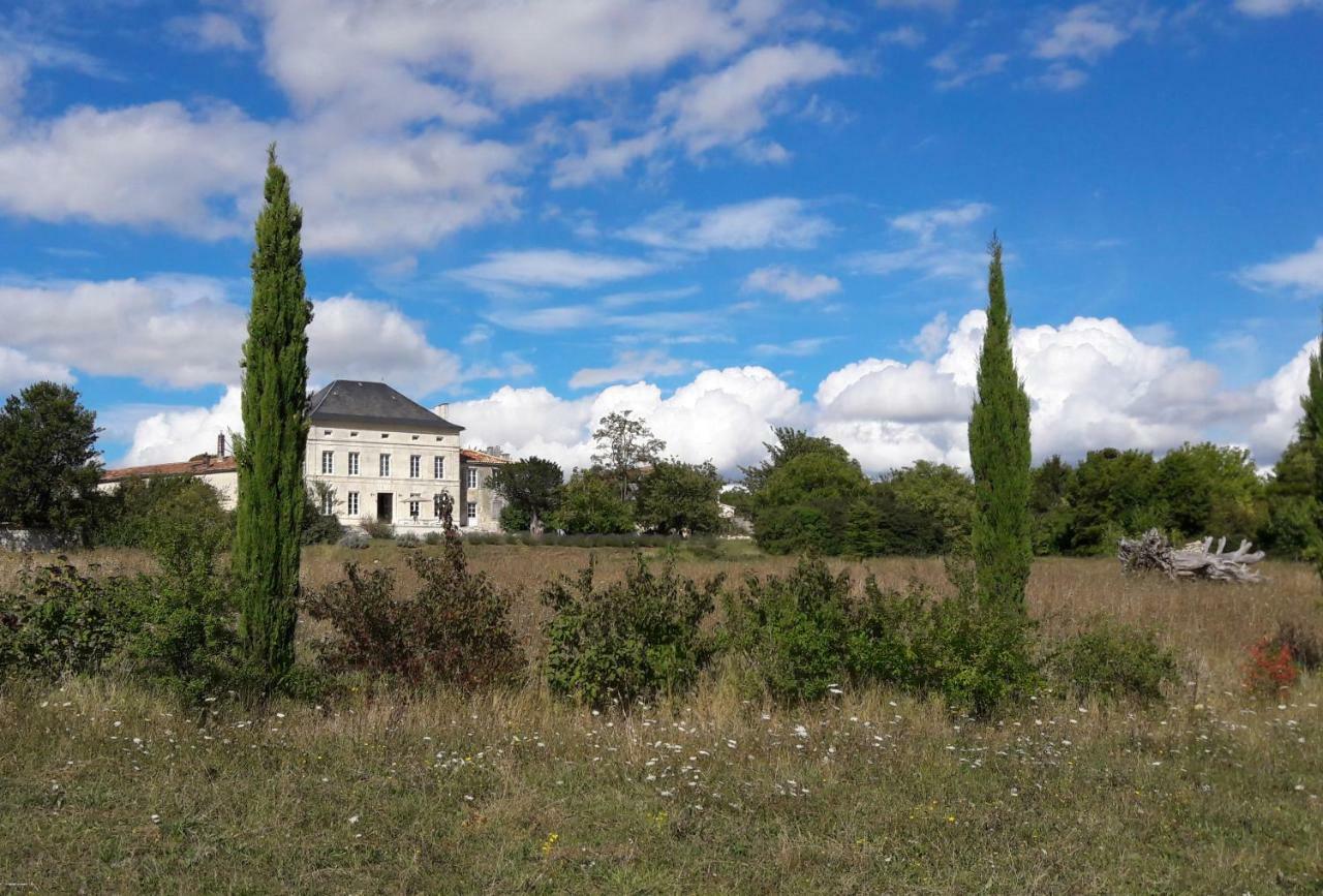 Bed and Breakfast Le Dojo Du Plessis Mareuil  Exteriér fotografie