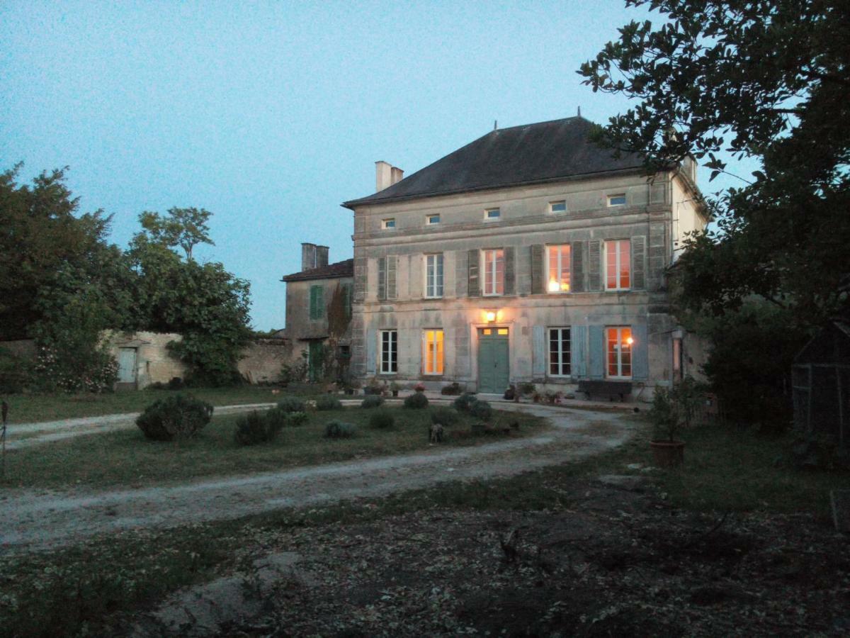 Bed and Breakfast Le Dojo Du Plessis Mareuil  Exteriér fotografie